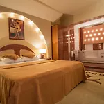 Bacolux Craiovita, Hotel