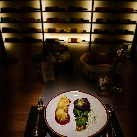 Bacolux Craiovita, Szálloda Craiova