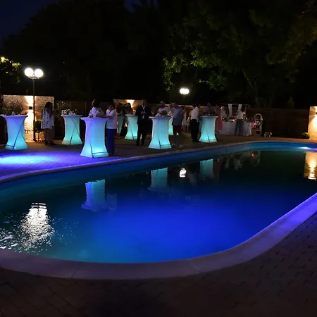 Bacolux Craiovita, Hotel 3*