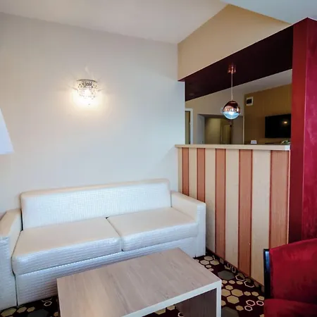 Bacolux Craiovita, Hotel Craiova