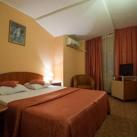 Bacolux Craiovita, Szálloda