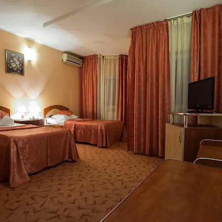 Bacolux Craiovita, Ξενοδοχείο Κραϊόβα