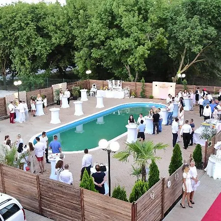 Hotel Bacolux Craiovita,