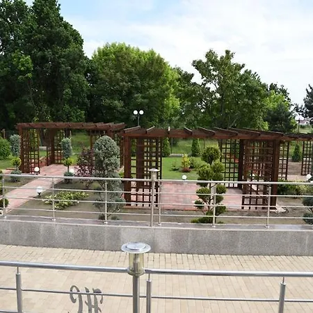 Bacolux Craiovita, Szálloda