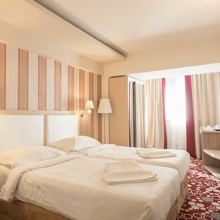 Bacolux Craiovita, Hotel