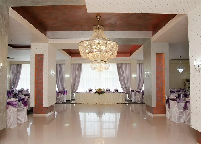 ホテル Bacolux Craiovita, 3*