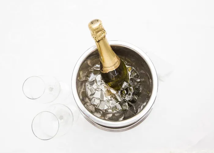 Bacolux Craiovita, ホテル 3*