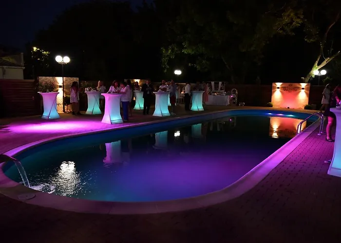 Hotel Bacolux Craiovita Hotel&events, 3*