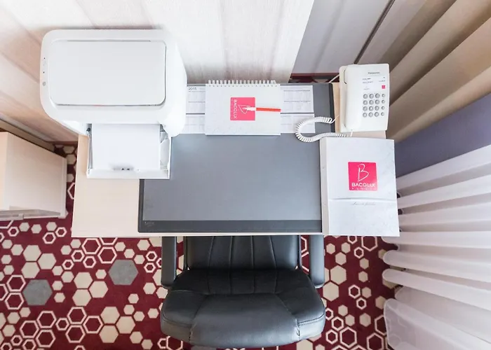 Bacolux Craiovita, ホテル 3*